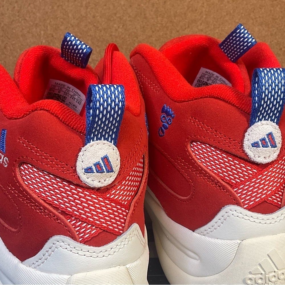 Adidas crazy 8 Philly
brand new - Picture 3 of 11